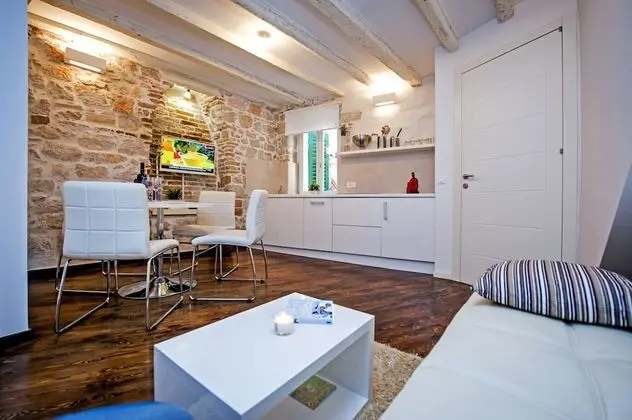 Deluxe Apart Daire