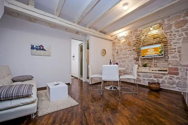 Deluxe Apart Daire
