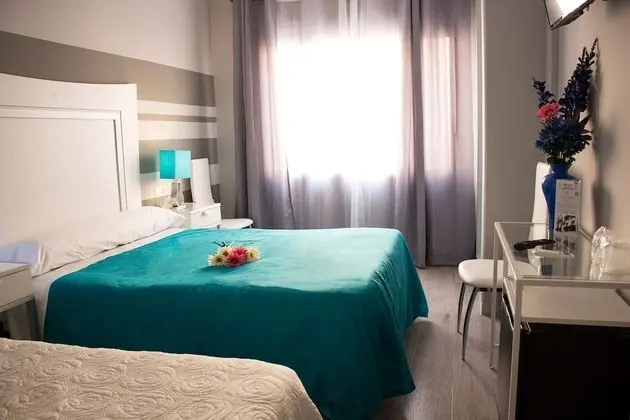Üç Kişilik Oda, Özel Banyo (en apartamento compartido)