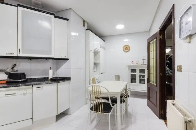 Apart Daire, 3 Yatak Odası, Nehir Manzaralı