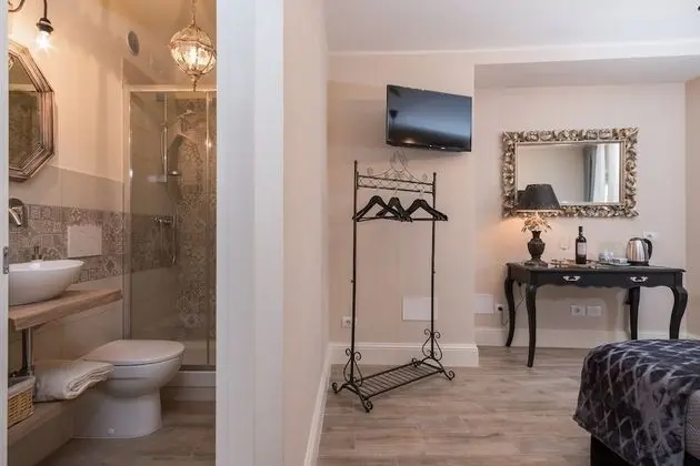 Deluxe Tek Büyük Yataklı Oda (Bon Ton)