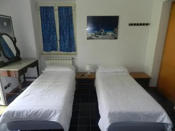 Tek Büyük veya İki Ayrı Yataklı Oda