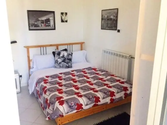Üç Kişilik Oda