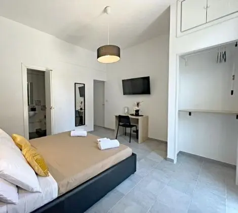 Luxury Tek Büyük Yataklı Oda