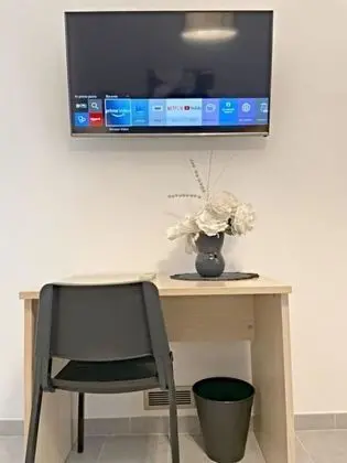 Luxury Tek Büyük Yataklı Oda