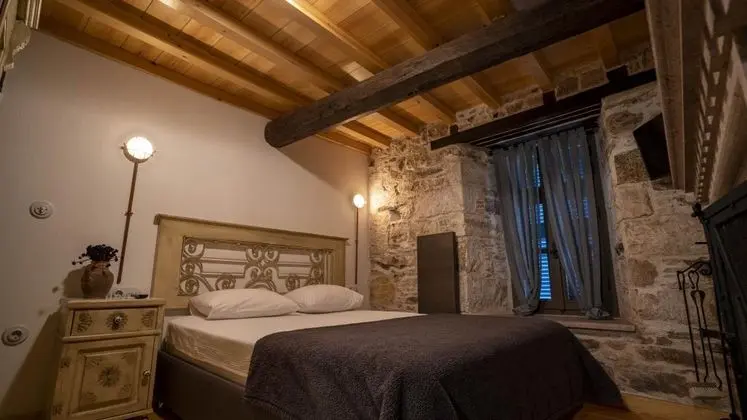 Standart Oda, Sokak Manzaralı