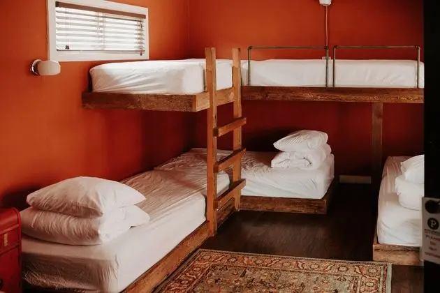 Economy Oda, Sigara İçilmez (Twin Bunk Hostel)