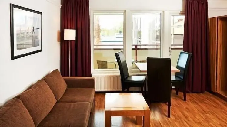Tek Büyük Yataklı Oda, Balkon (Kitchenette)