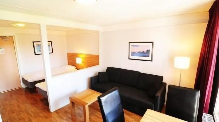 Tek Büyük Yataklı Oda, Balkon (Kitchenette)