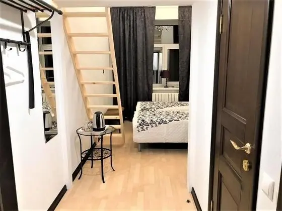 Üç Kişilik Oda