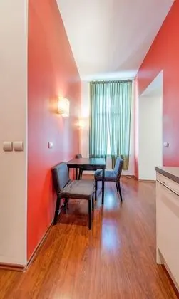 Apart Daire (10 Admiralteyskiy Prospekt)