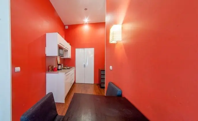 Apart Daire (10 Admiralteyskiy Prospekt)