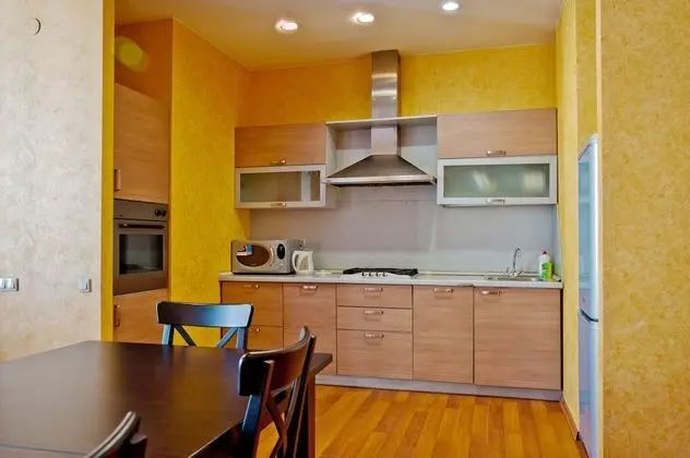 Apart Daire (Nevskiy pr. 65)