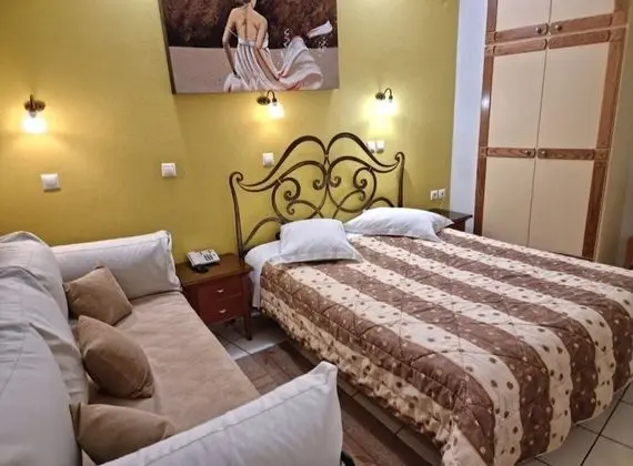 Tek Büyük Yataklı Oda