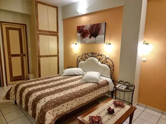 Tek Büyük Yataklı Oda