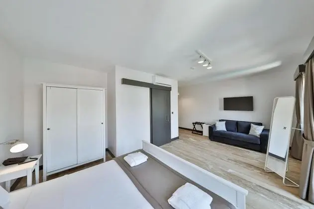 Deluxe Triple Room, Bahçe Manzaralı, 2. Kat Balkonlu
