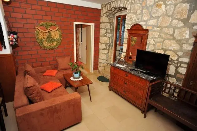 Apart Daire (Piv - 10 m from beach - A1(6))