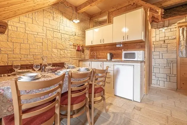 Family Ev, Birden Çok Yatak, 2 Banyolu, Bahçeli (House Na Meji With Sauna)