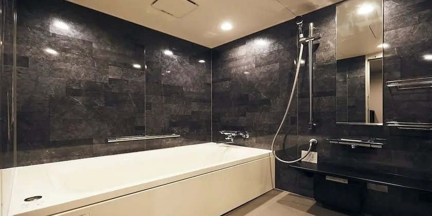 Premium Tek Büyük Yataklı Oda