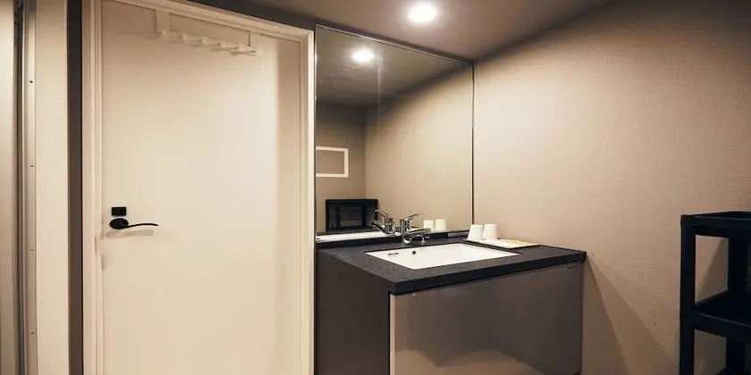 Premium Tek Büyük Yataklı Oda