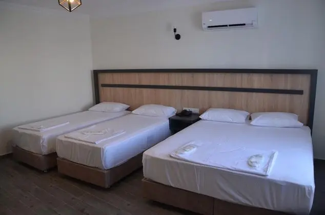 Üç Kişilik Oda, Şehir Manzaralı