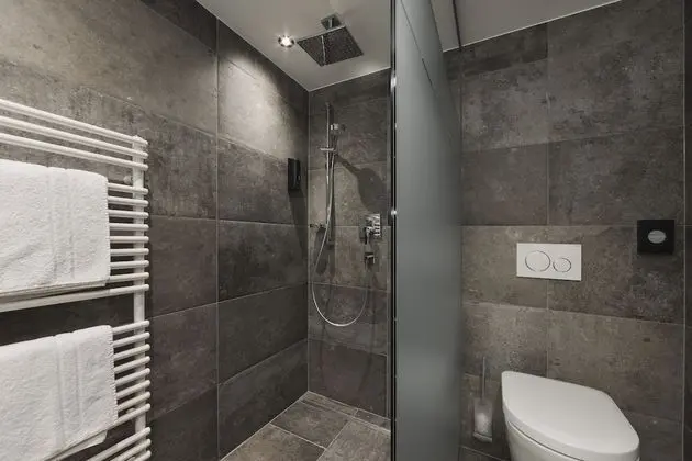 Classic Tek Büyük Yataklı Oda