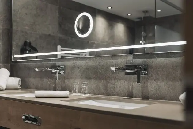 Classic Tek Büyük Yataklı Oda