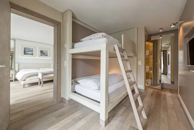 Family Oda (Bunk Bed)