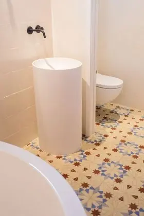 Premium Tek Büyük Yataklı Oda, Banyolu/Duşlu (Jacuzzi)