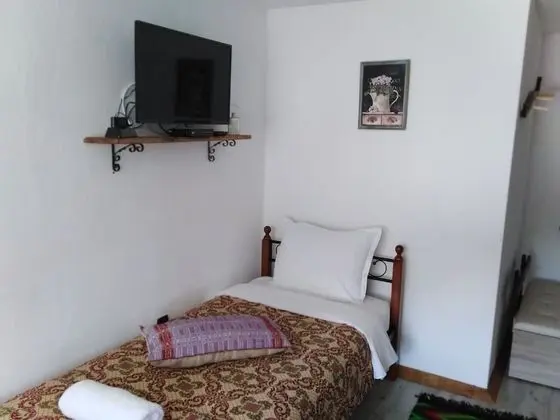 Traditional Üç Kişilik Oda