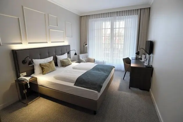 Comfort Oda, 1 Büyük (Queen) Boy Yatak, Avlu