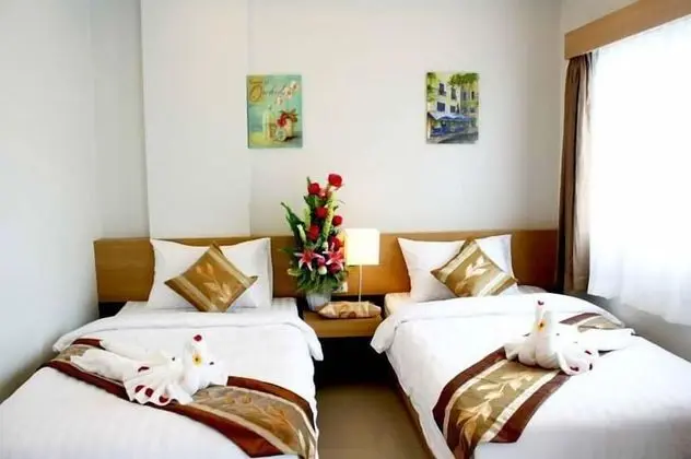 Deluxe Twin Bed with Balcony
