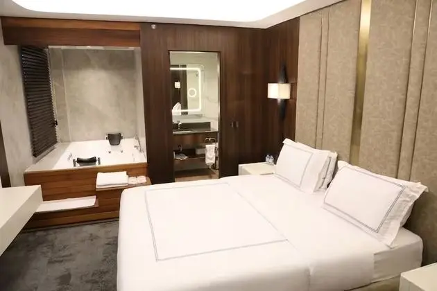 Deluxe Suite Double Room
