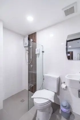 Superior Corner Room