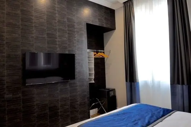 Economy Tek Büyük Yataklı Oda