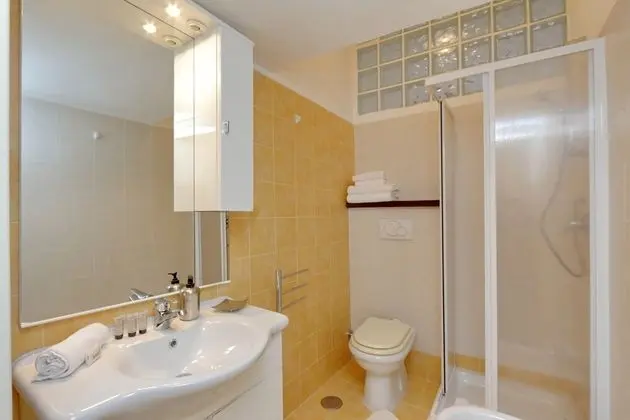 Apart Daire, 3 Yatak Odası (The Place to Be)