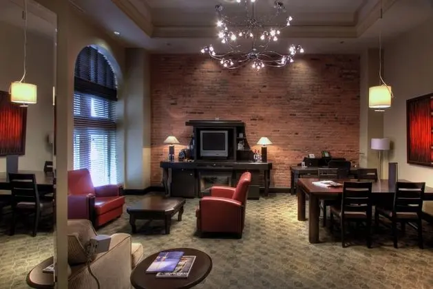 Çatı Katı Süiti (Penthouse)