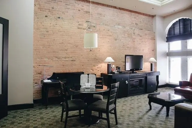Çatı Katı Süiti (Penthouse)