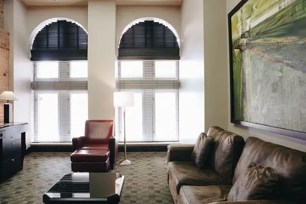 Çatı Katı Süiti (Penthouse)