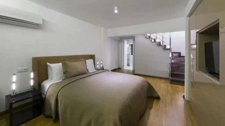 Duplex Suit Oda, Sokak Manzaralı