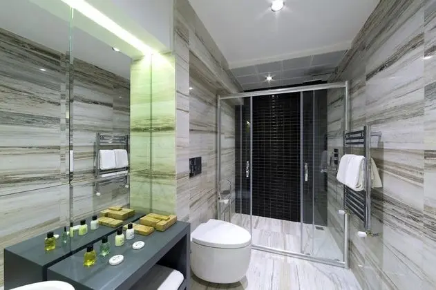Teraslı Suit Oda, Şehir Manzaralı