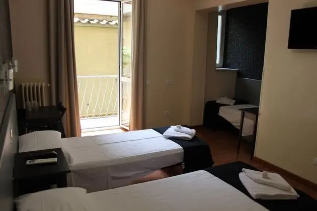 Deluxe Üç Kişilik Oda (Deluxe)
