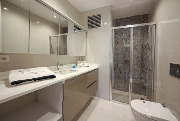 Family King Suite