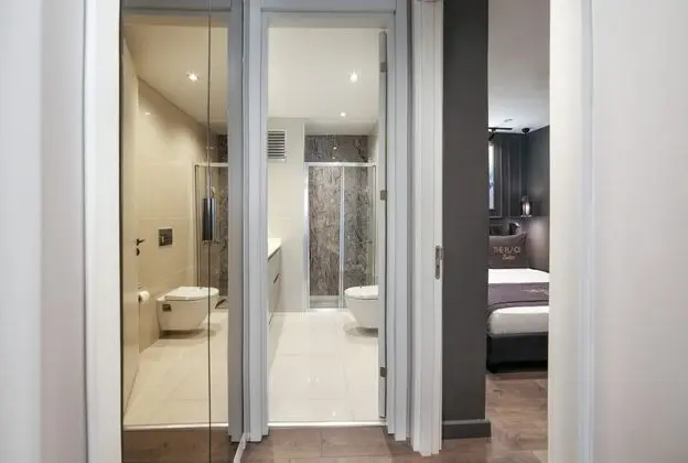 Family King Suite