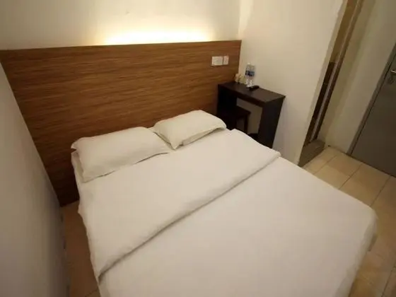 Standard Tek Büyük Yataklı Oda (Large)
