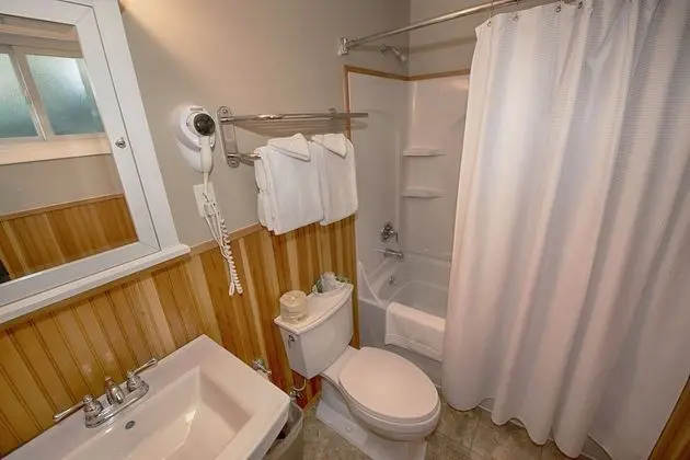 Comfort Oda, 1 En Büyük (King) Boy Yatak, Küçük Mutfak (Exterior Access Only)