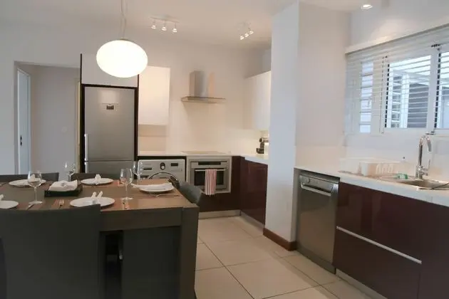 Apart Daire, 3 Yatak Odası, Denize Sıfır