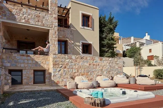 Villa, 3 Yatak Odası, Sıcak Su Havuzu, Deniz Manzaralı