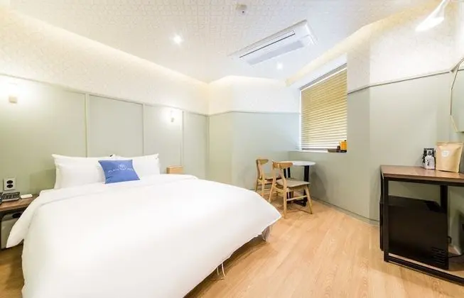 Tek Büyük Yataklı Oda (Design)