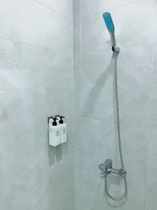 Ortak Ranzalı Oda, Sadece kadınlar için